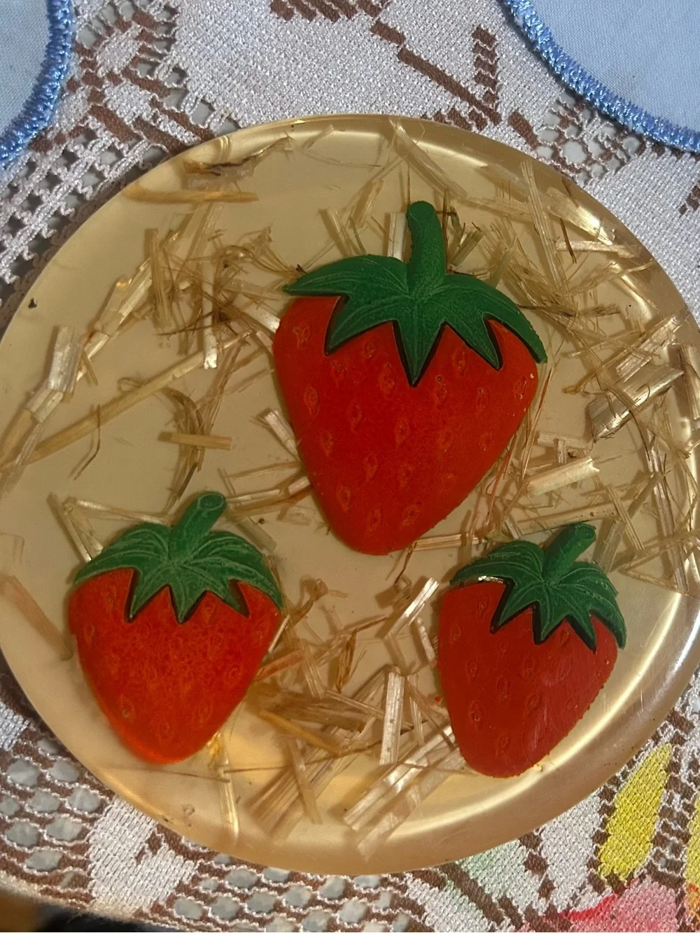 70s Vintage Lucite Trivet set with Strawberries